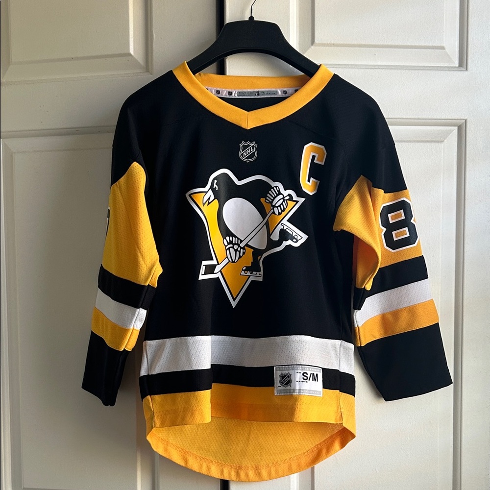 Penguins Crosby Hockey Jersey - Black and Yellow